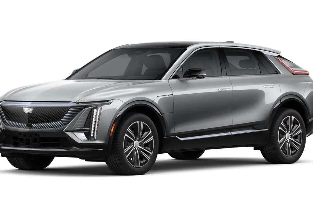 2024 Cadillac Lyriq Luxury photo 1