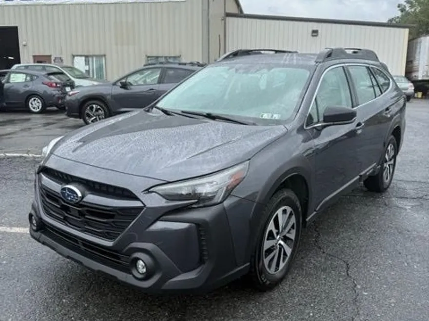 2023 Subaru Outback 2.5i photo 1