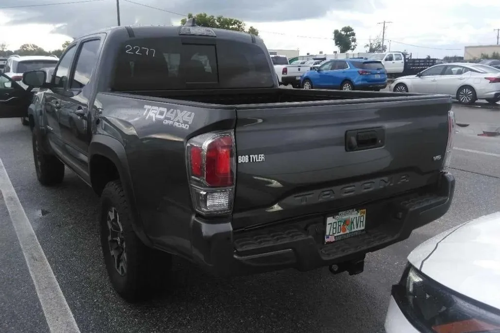 2023 Toyota Tacoma TRD Off-Road V6 photo 1