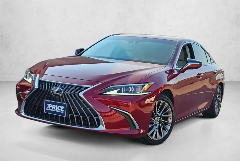 2024 Lexus ES 300h Luxury photo 1