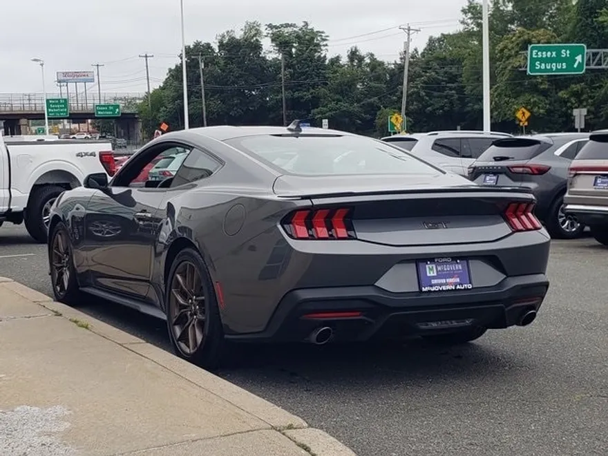 2024 Ford Mustang GT Premium photo 1