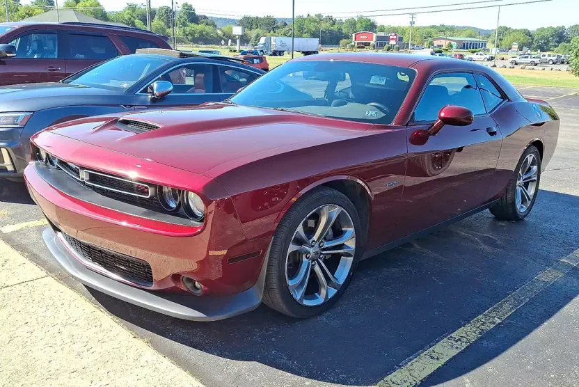 2021 Dodge Challenger R/T photo 1