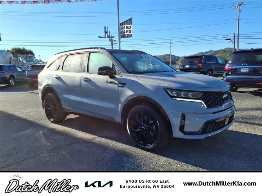 2022 Kia Sorento SX photo 1