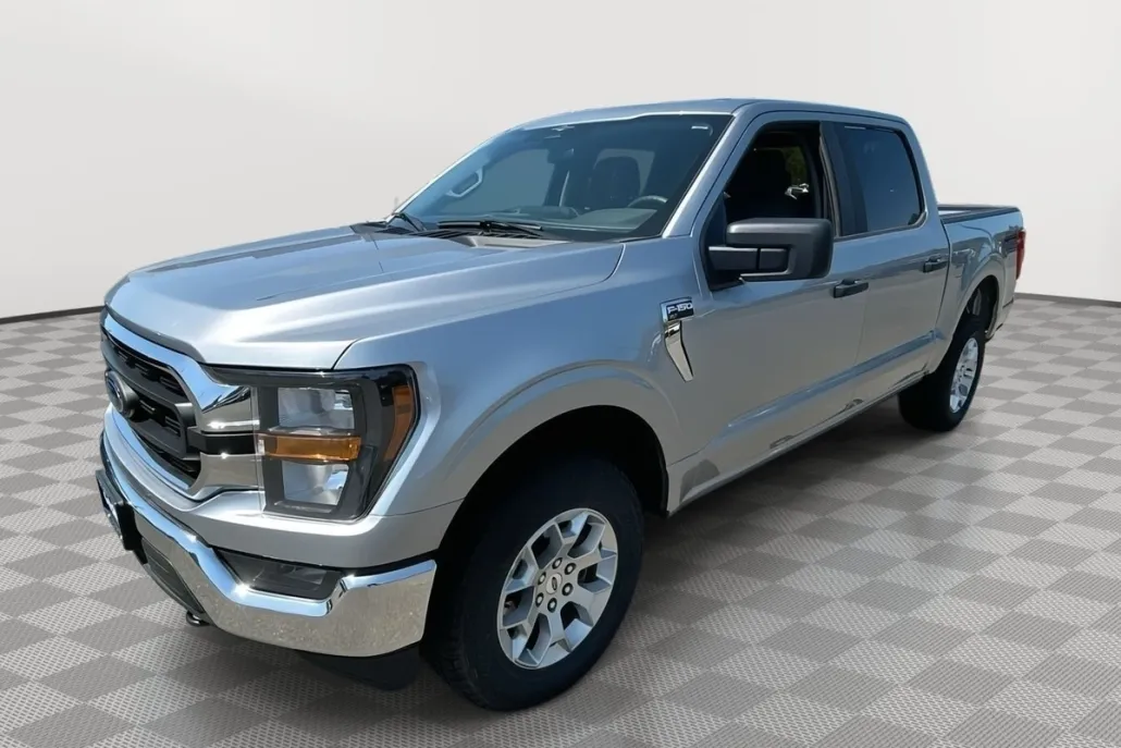 2023 Ford F-150 XL photo 1