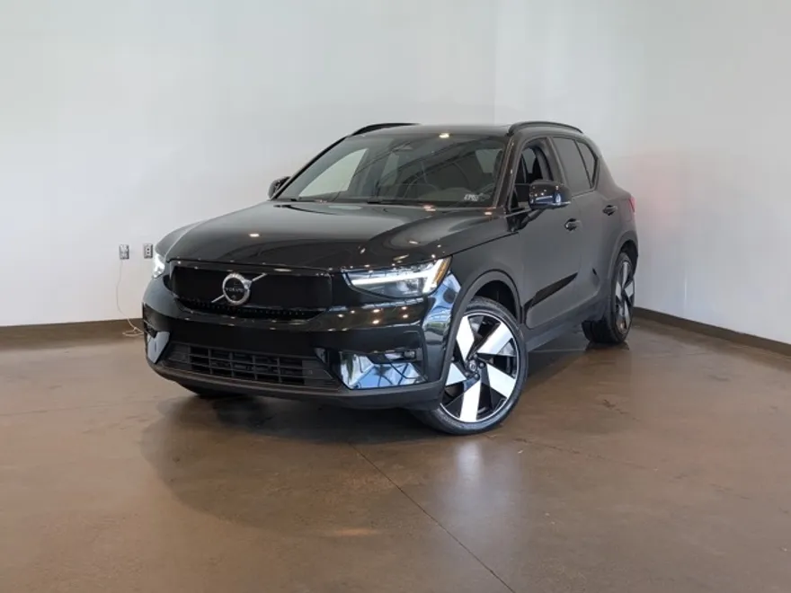 2023 Volvo XC40 Recharge Ultimate photo 1