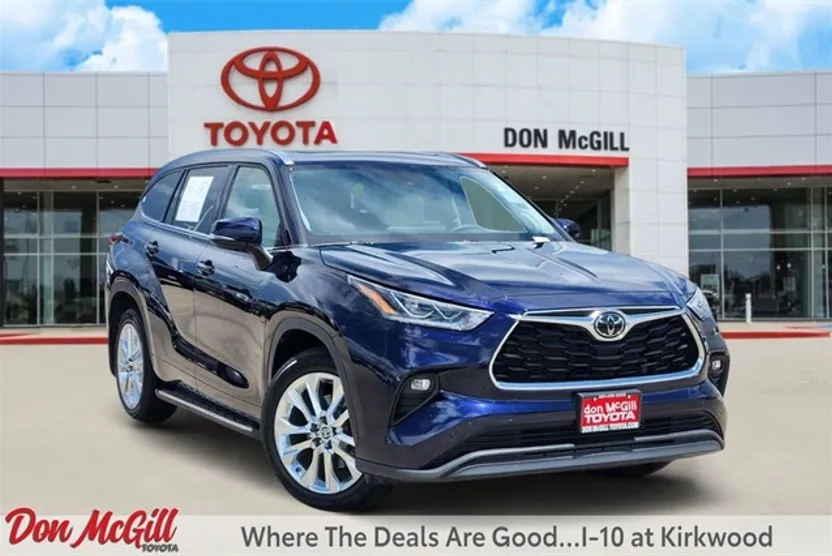 2023 Toyota Highlander Limited photo 1