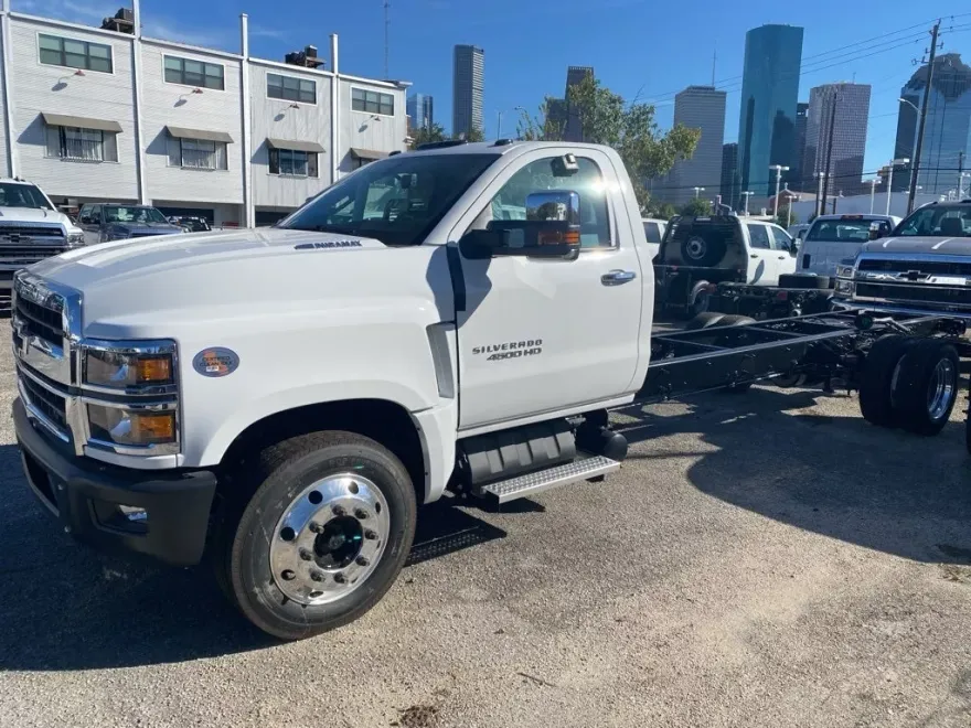 2024 Chevrolet Silverado 4500HD Work Truck photo 1