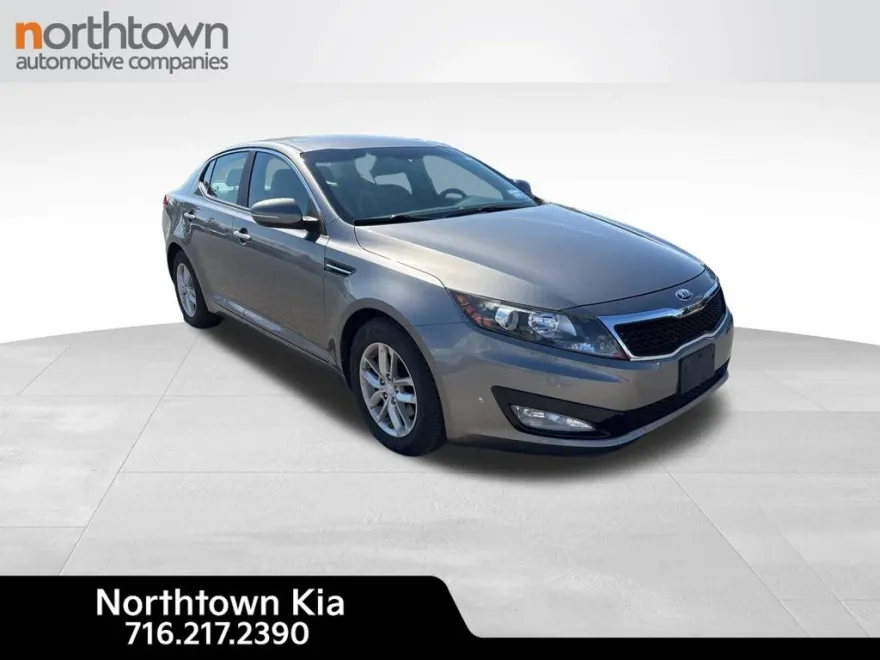 2013 Kia Optima LX photo 1
