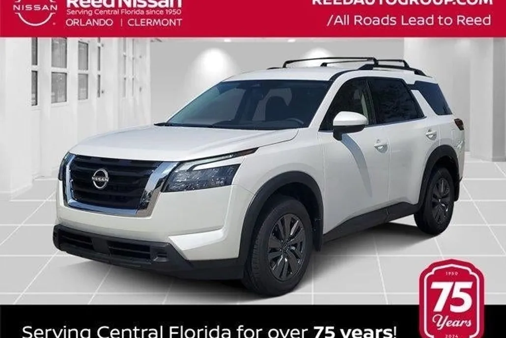 2025 Nissan Pathfinder SV photo 1