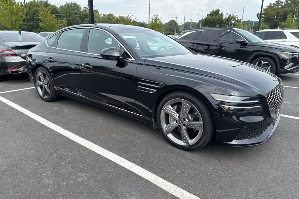 2022 Genesis G80 3.5T AWD Prestige photo 1
