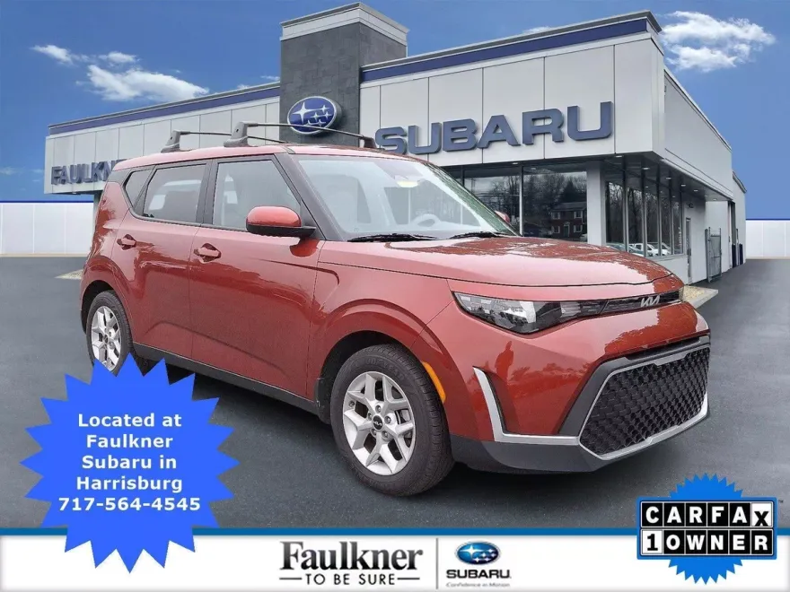 2023 Kia Soul LX photo 1