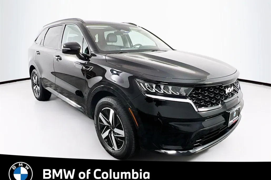 2023 Kia Sorento S photo 1