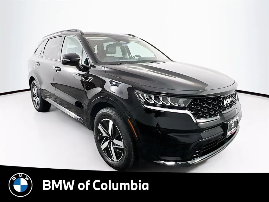 2023 Kia Sorento S photo 1