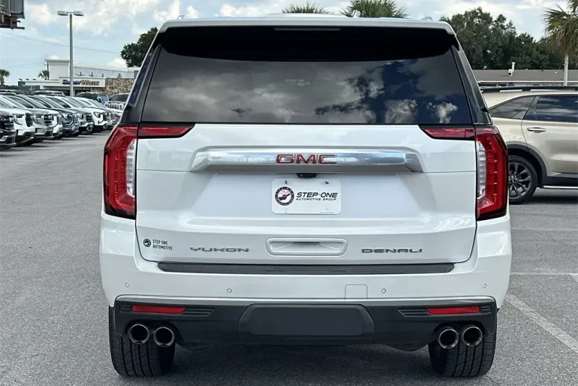 2021 Gmc Yukon Denali photo 1