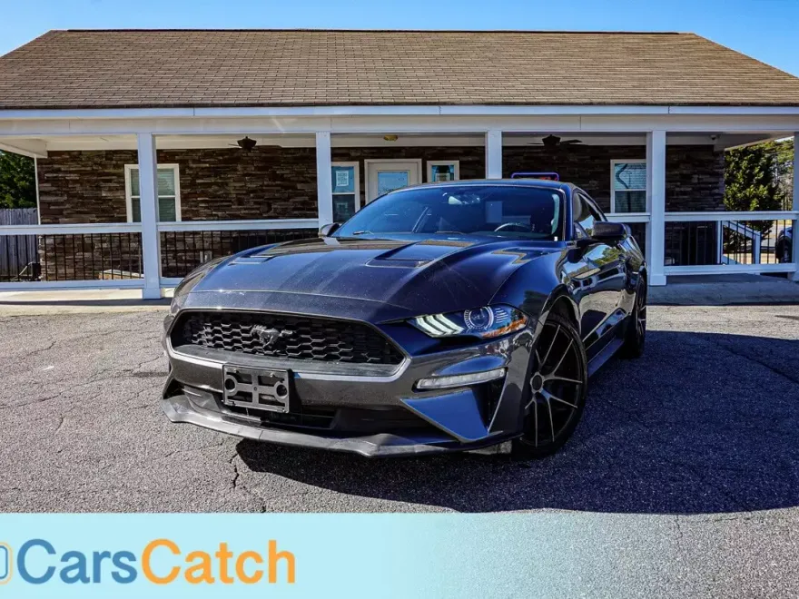 2018 Ford Mustang photo 1