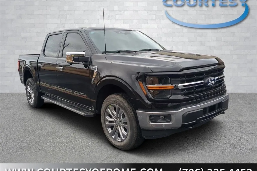 2025 Ford F-150 XLT photo 1