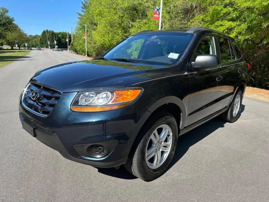 2010 Hyundai Santa Fe GLS photo 1