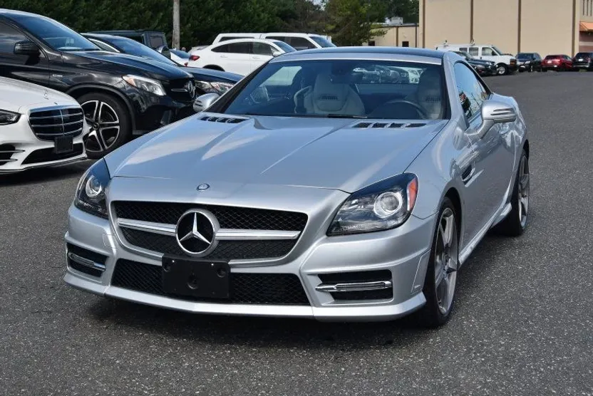 2015 Mercedes Benz SLK 250 photo 1