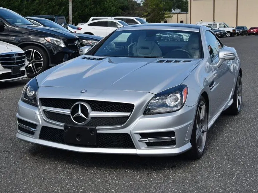 2015 Mercedes Benz SLK 250 photo 1