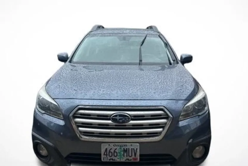 2017 Subaru Outback 2.5i Limited photo 1