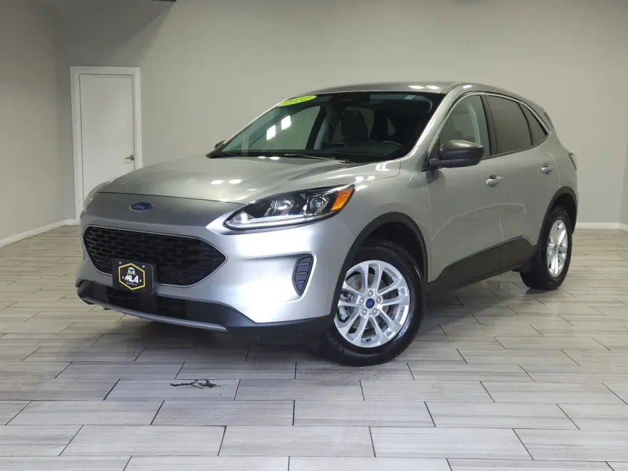 2022 Ford Escape SE photo 1
