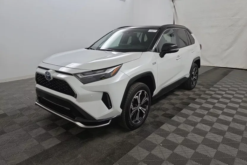 2024 Toyota RAV4 Prime XSE Premium photo 1