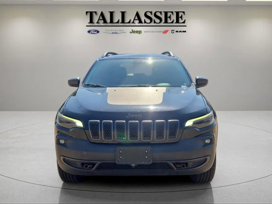 2019 Jeep Cherokee Trailhawk photo 1