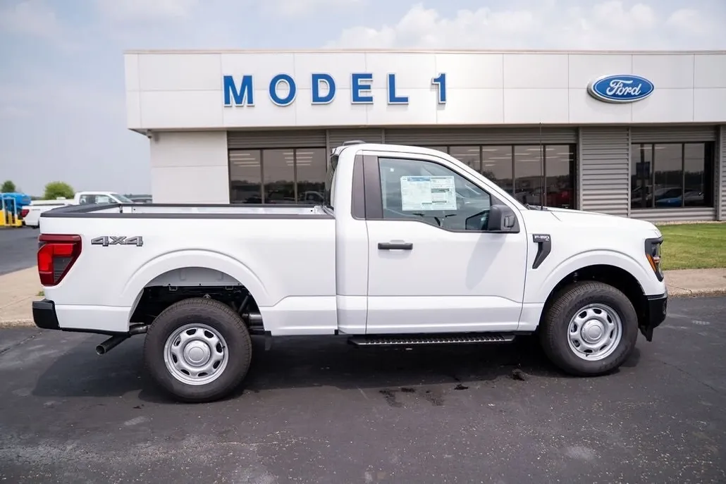 2025 Ford F-150 XL photo 1