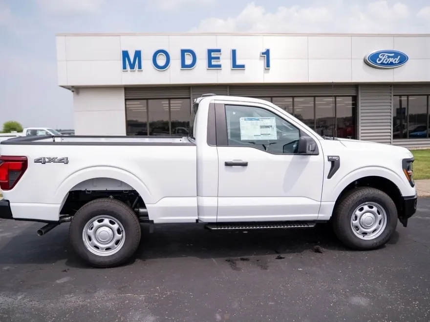 2025 Ford F-150 XL photo 1