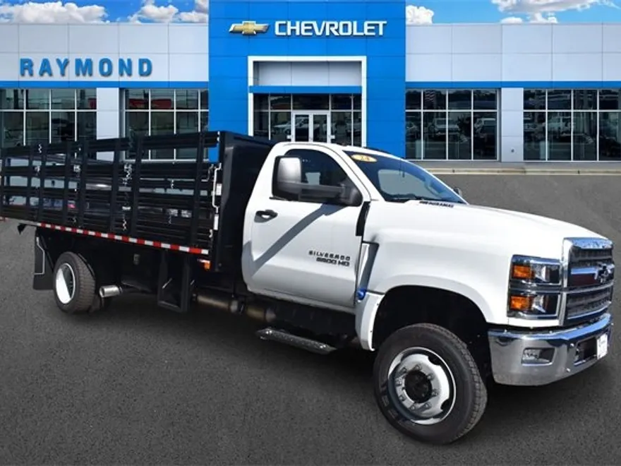 2024 Chevrolet Silverado 5500HD Work Truck photo 1