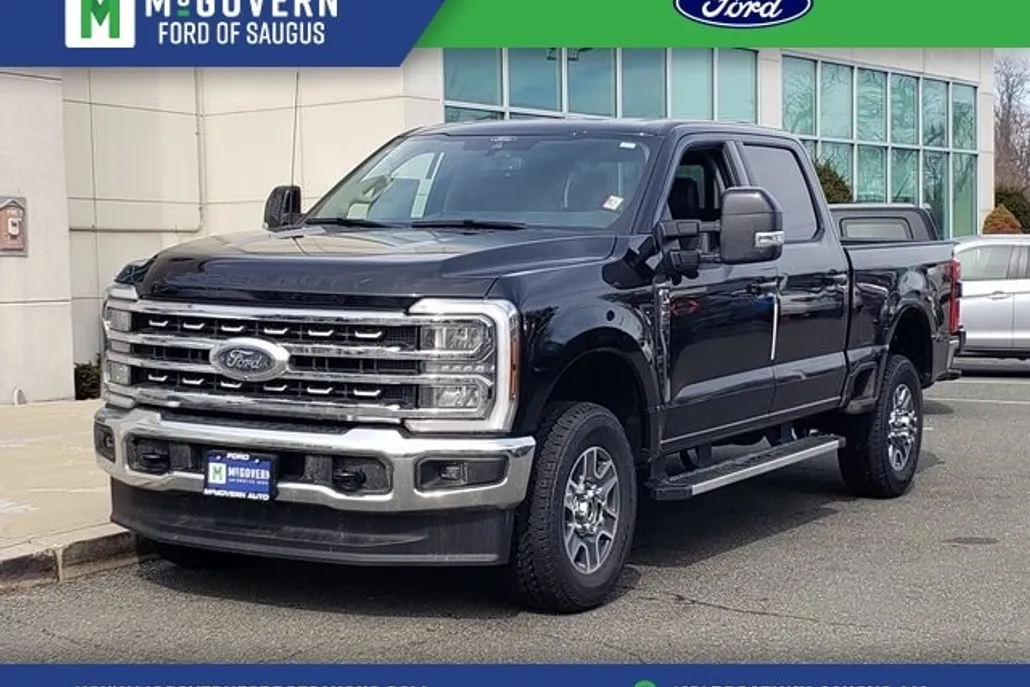 2025 Ford F-350 Lariat photo 1