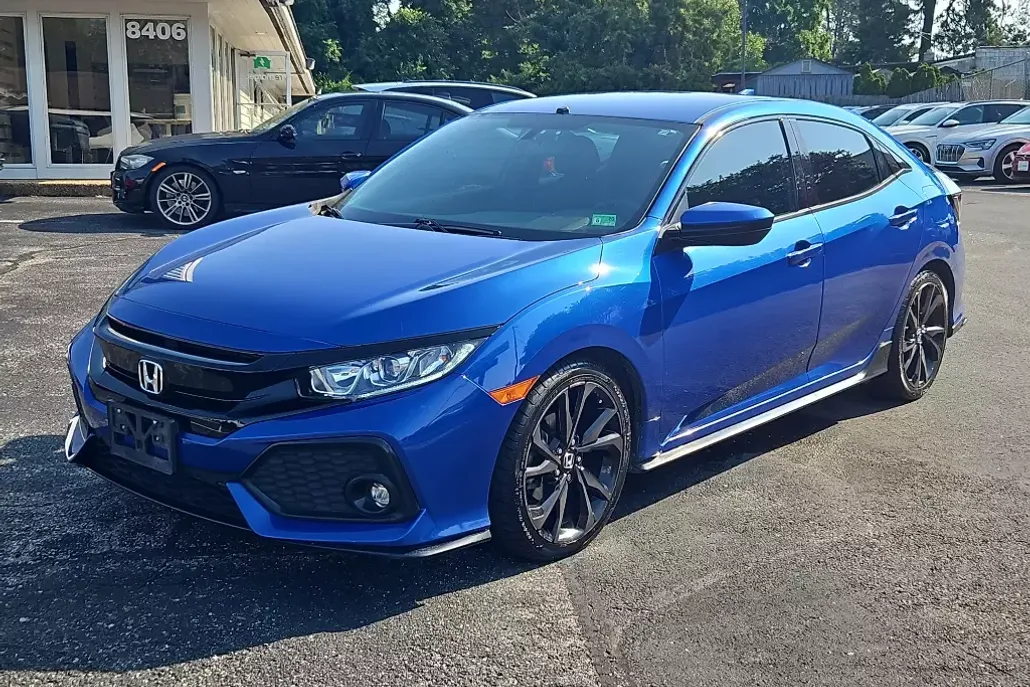 2018 Honda Civic Sport photo 1