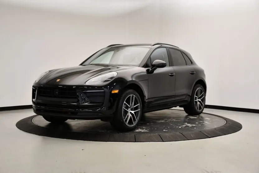 2025 Porsche Macan Base photo 1