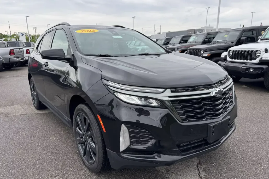 2022 Chevrolet Equinox RS photo 1