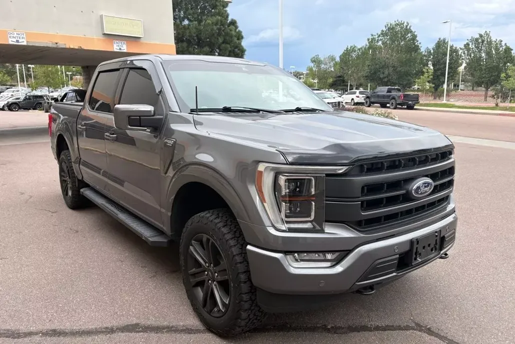 2022 Ford F-150 Lariat photo 1