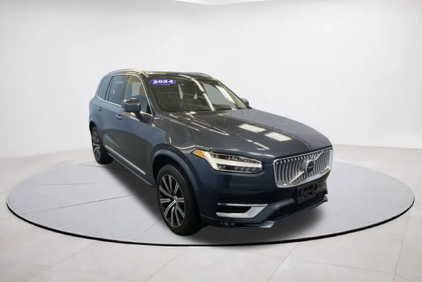 2024 Volvo XC90 Plus photo 1