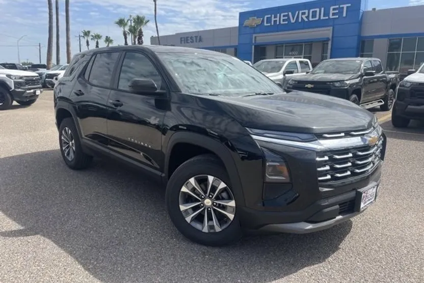 2026 Chevrolet Equinox LT photo 1