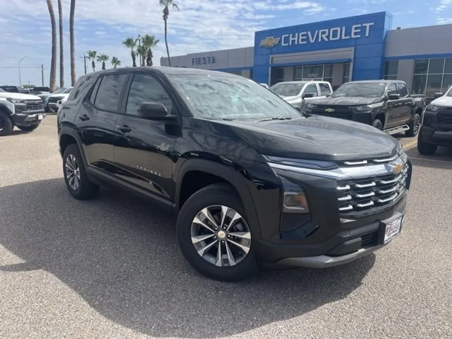 2026 Chevrolet Equinox LT photo 1