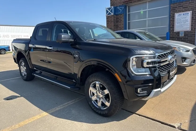 2024 Ford Ranger XLT photo 1