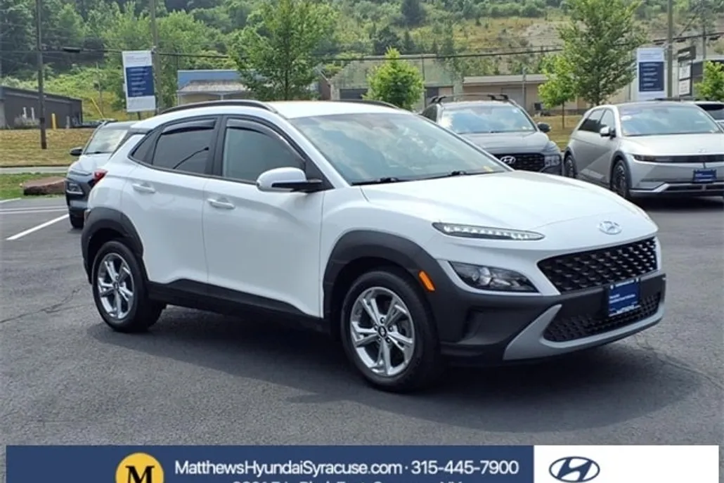 2023 Hyundai Kona SEL photo 1