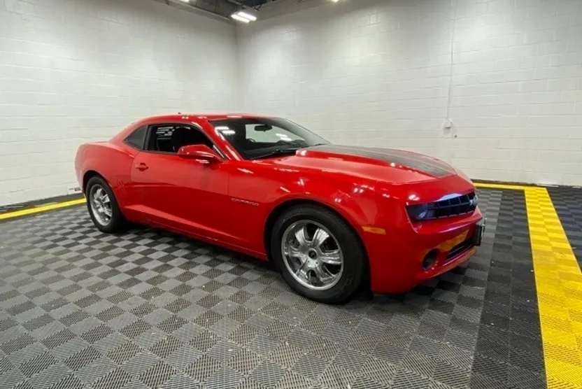 2013 Chevrolet Camaro 1LS photo 1