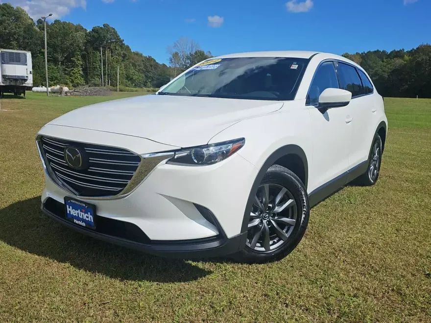 2022 Mazda CX-9 Touring photo 1