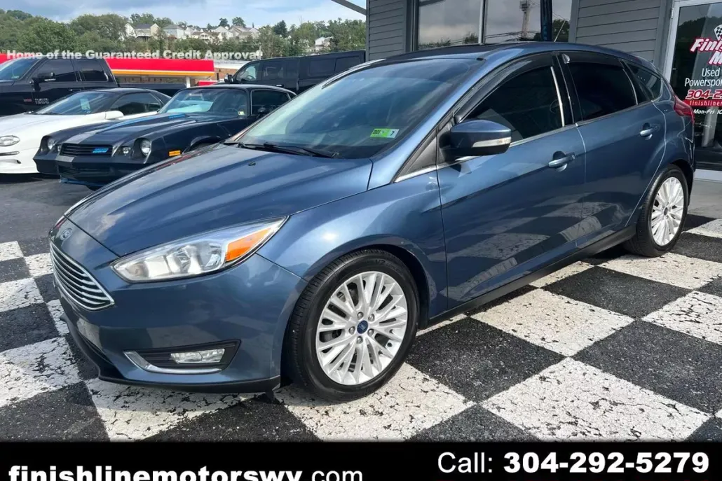 2018 Ford Focus Titanium photo 1