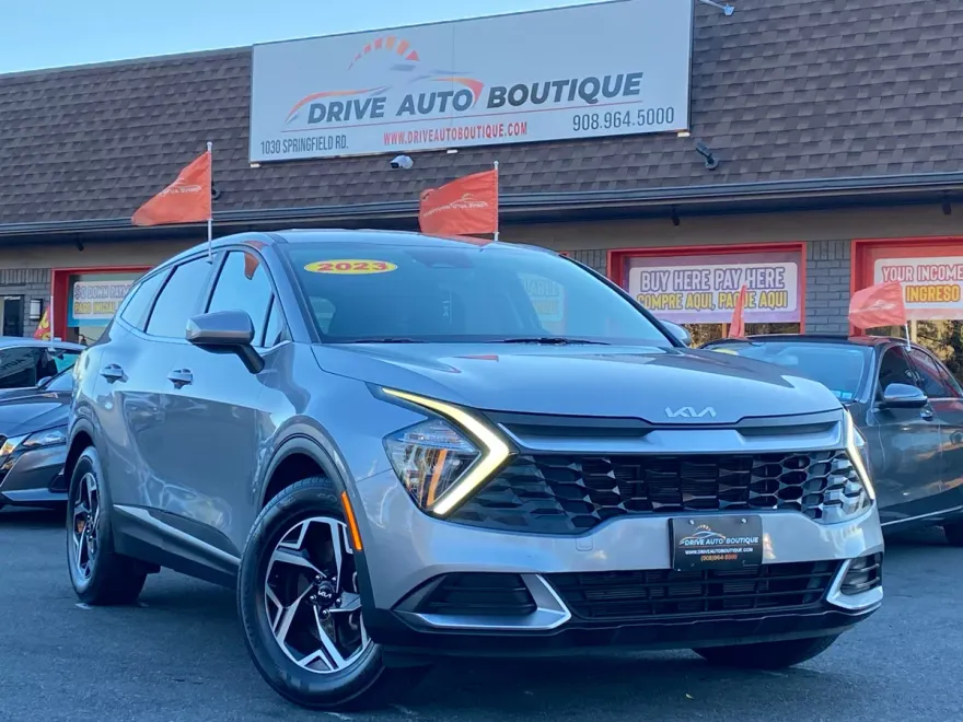 2023 Kia Sportage LX photo 1