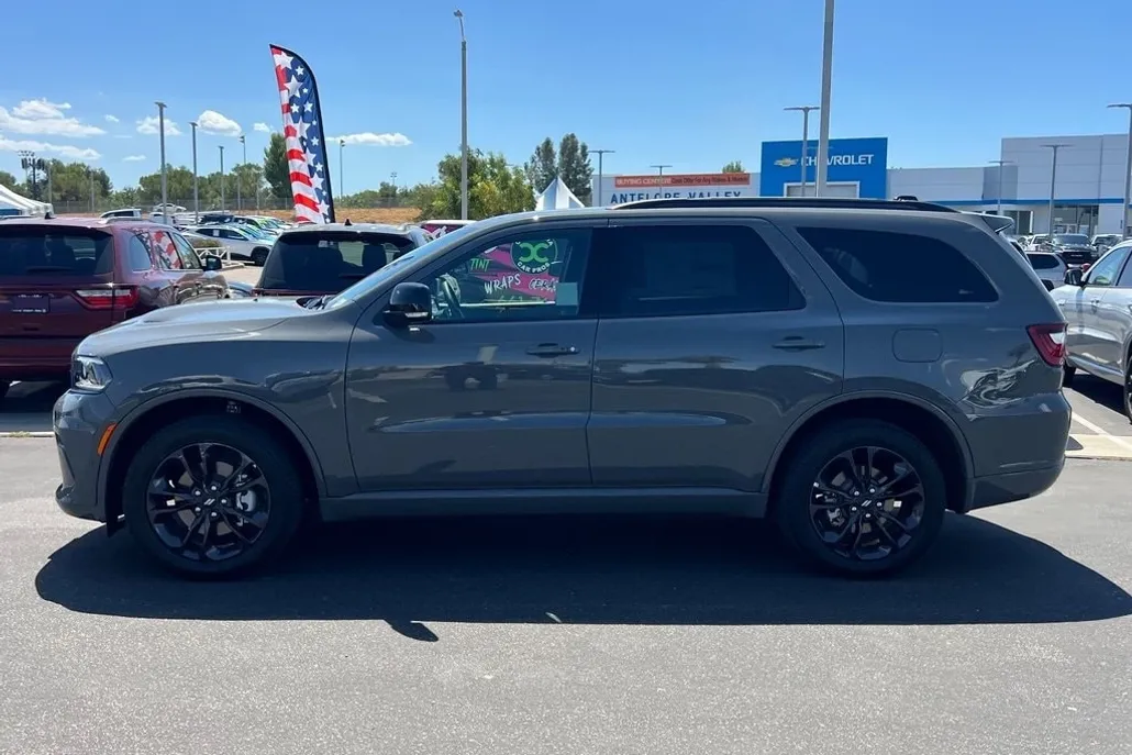 2025 Dodge Durango GT Plus photo 1