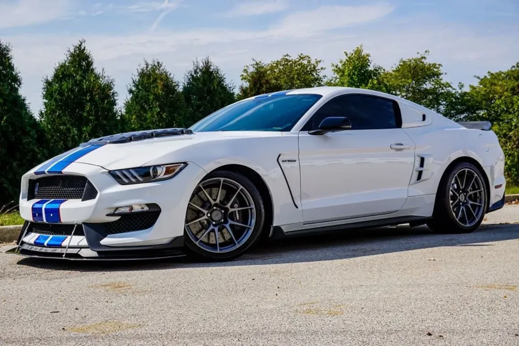 2018 Ford Mustang Shelby GT350 photo 1