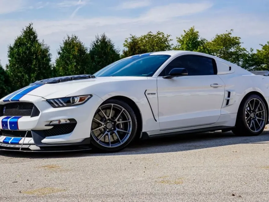 2018 Ford Mustang Shelby GT350 photo 1