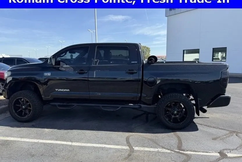 2016 Toyota Tundra Limited photo 1