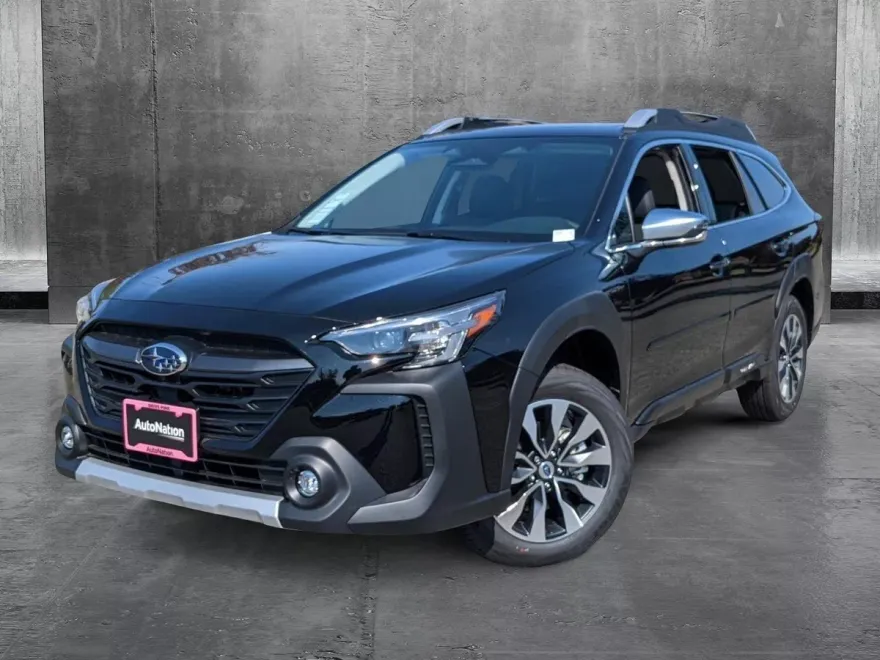 2025 Subaru Outback Touring photo 1