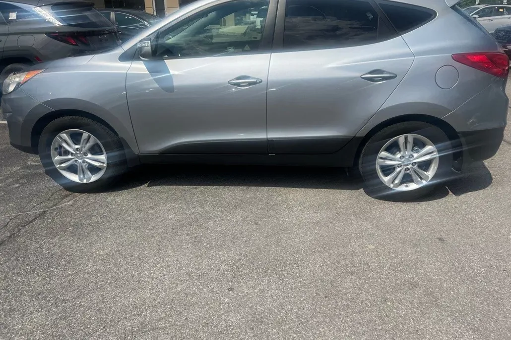 2012 Hyundai Tucson GLS photo 1